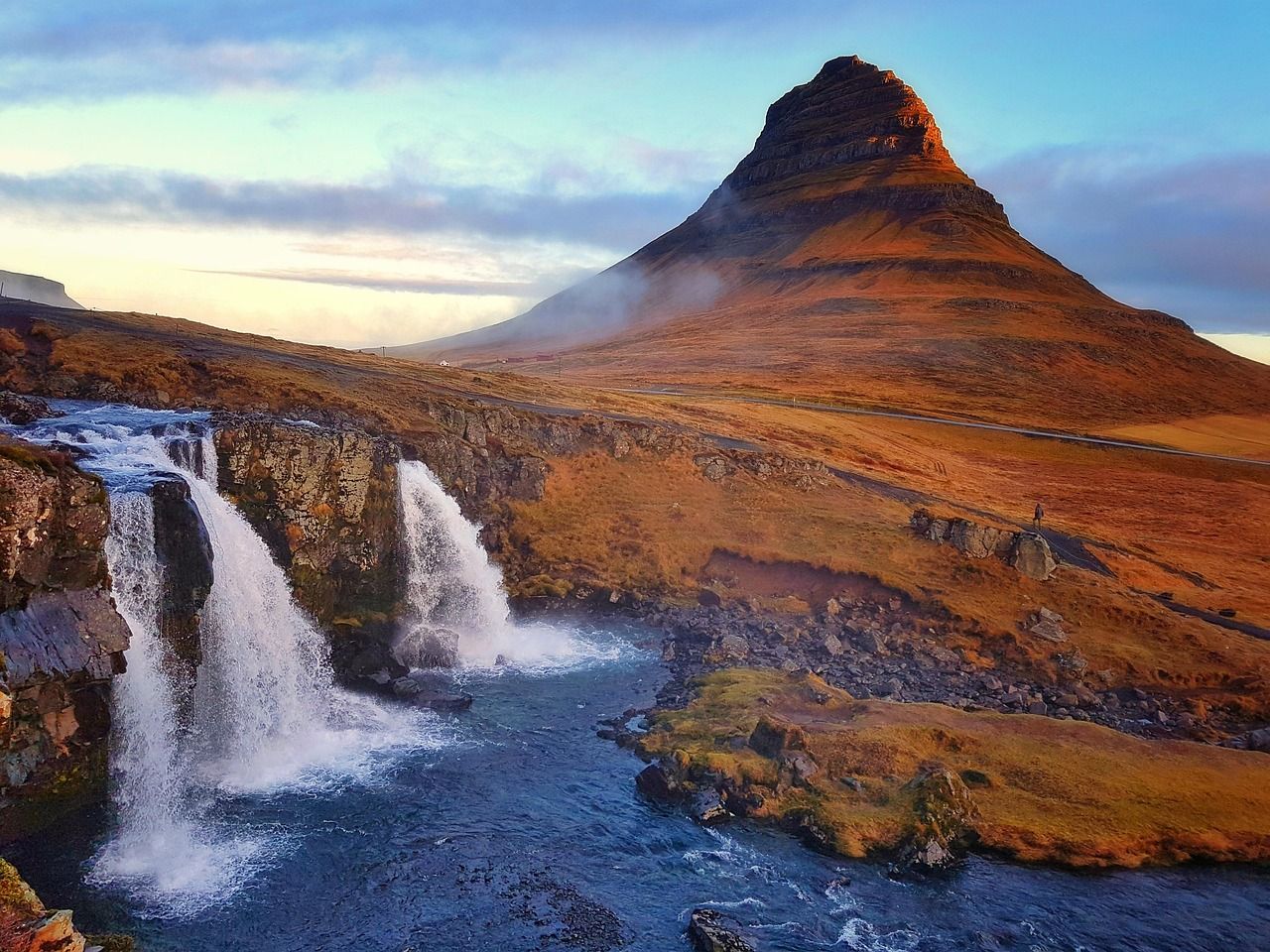 Kirkjufell mountain and waterfall on the Snaefellsnes peninsula, Iceland