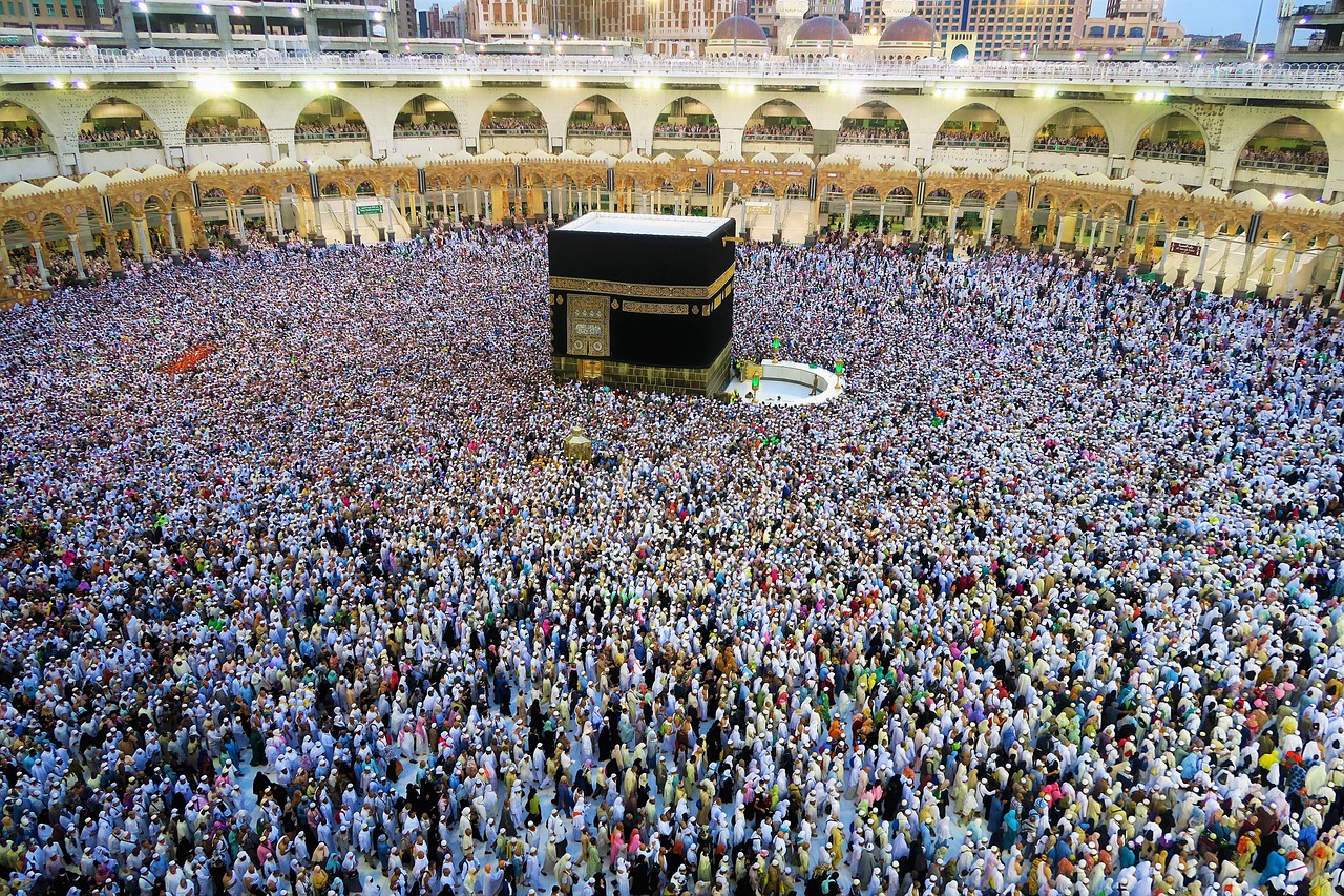 Umrah in Ramadan 2027: timing, crowds and staying connected